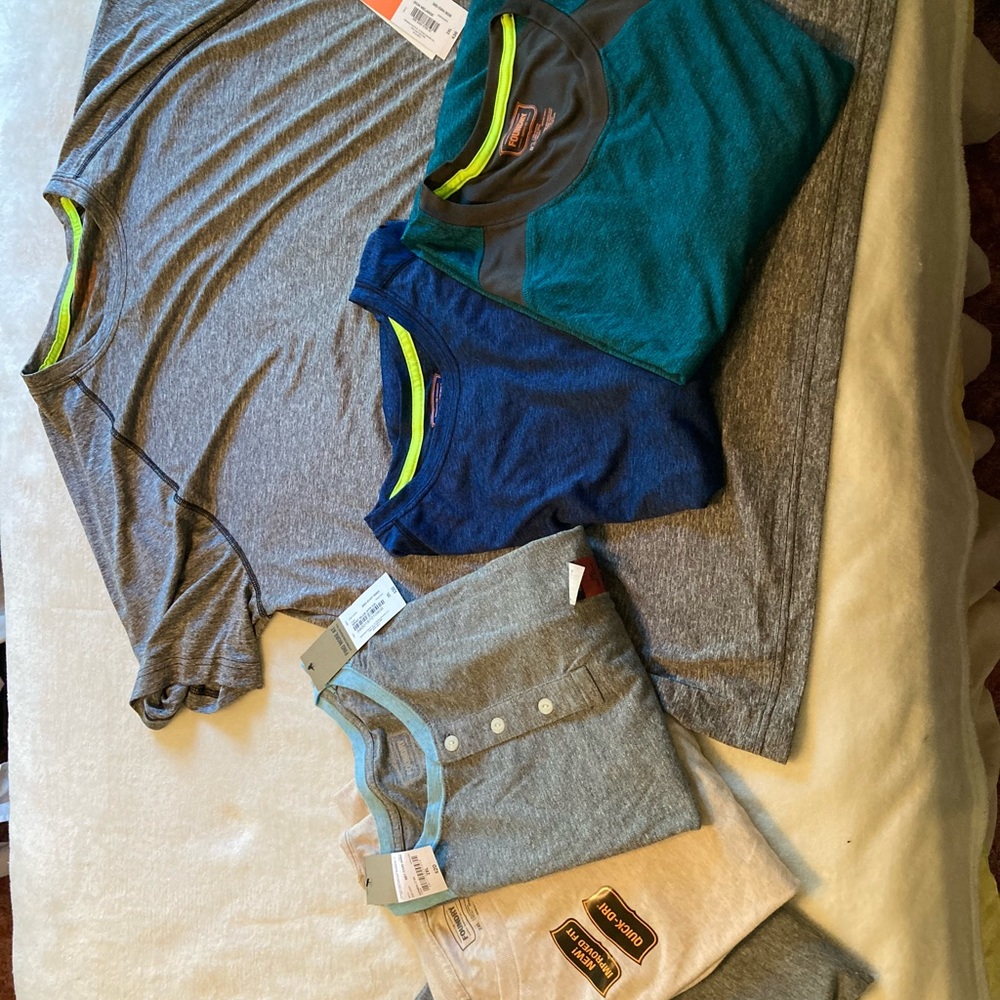 Lot #3 6 Foundry tshirts